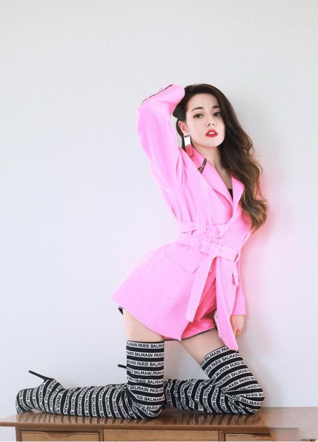 敢当时评丨当摘抄习惯撞上创作底线，如何看杨本芬的道歉？