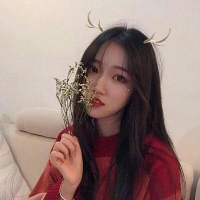 香港第三波疫情传导链逐渐明晰，全面禁堂食上班族被迫马路边就食，钟南山出面支招