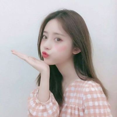 四川甘孜巴塘215国道雪波村附近发生山体滑坡