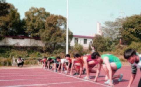 致长跑运动员加油稿