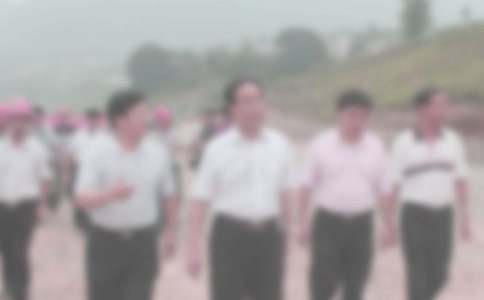 Υ��У��У�ͼ�����ͨ��15ƪ