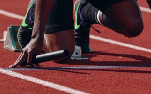 接力赛的加油稿(精)