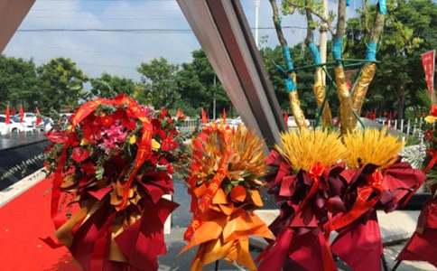 ��ҵ��߻�ģ��ϼ�6ƪ