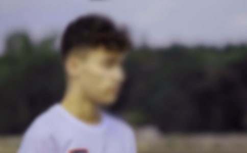 年轻男生微博深夜伤感签名