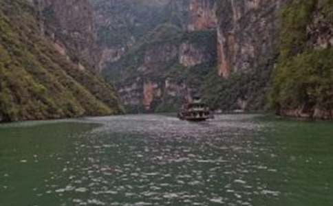 介绍三峡的导游词(14篇)