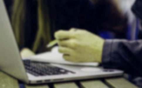 ��ѡ��Ա�ı�ҵʵϰ����4ƪ