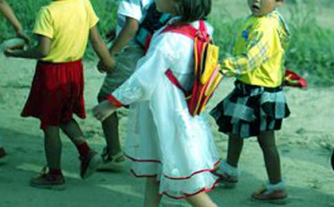 Сѧ������С��ʶ�㲥��